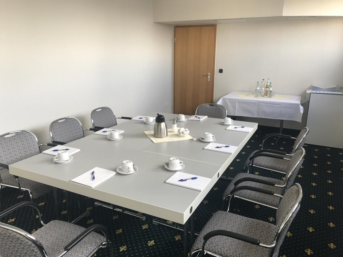 Karaman Group Hotel Bad Nenndorf Esterno foto