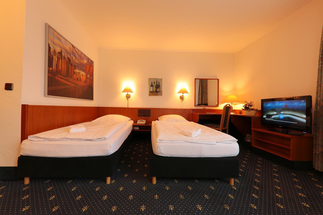 Karaman Group Hotel Bad Nenndorf Esterno foto