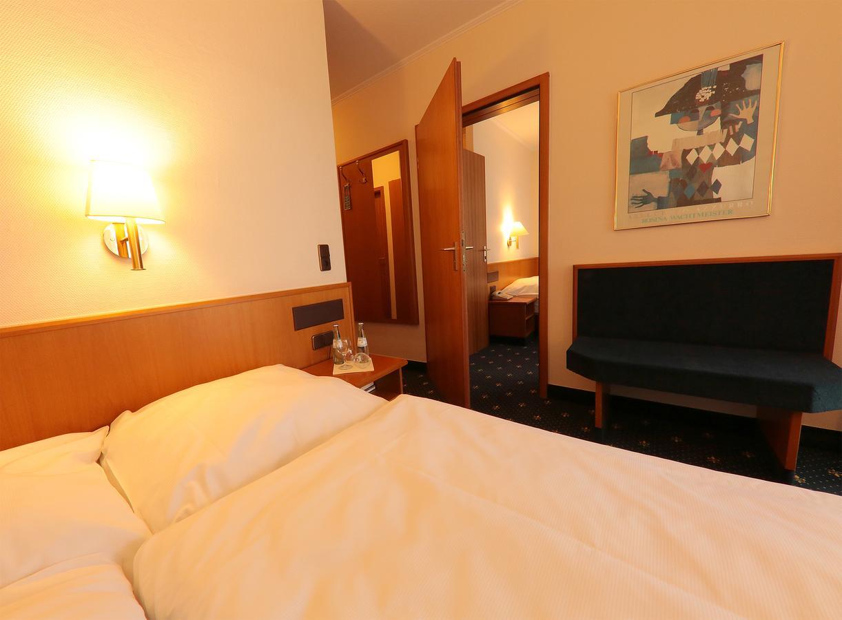 Karaman Group Hotel Bad Nenndorf Esterno foto