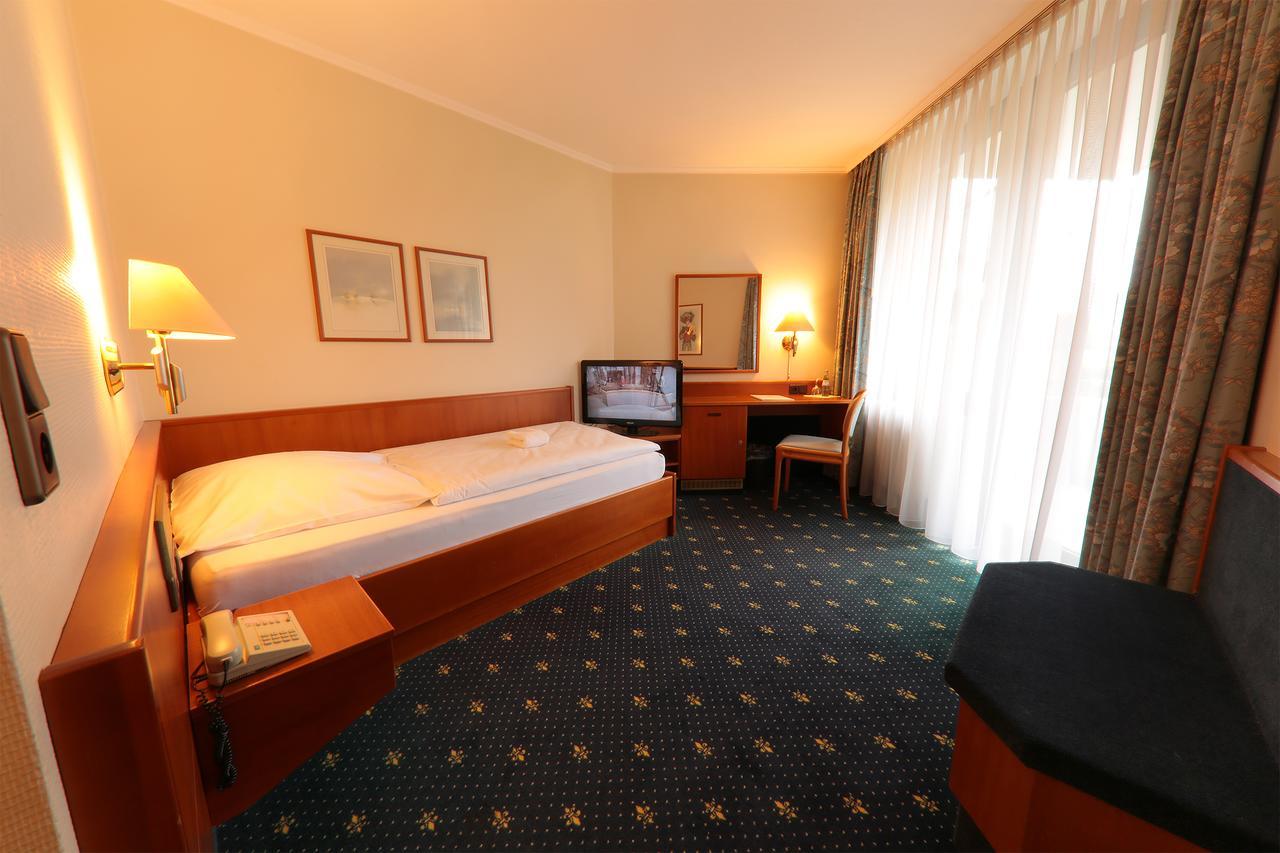 Karaman Group Hotel Bad Nenndorf Esterno foto